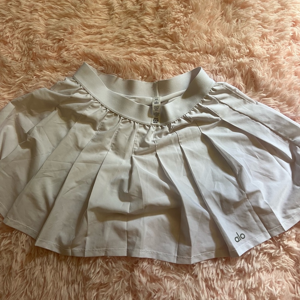 White XS alo skort